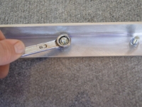 PVC szalag felfogatása aluminium felfüggesztésre